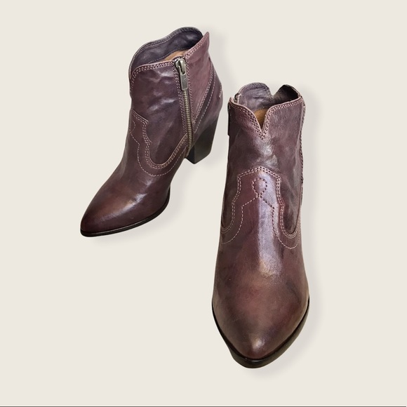 Frye Renee Seam Brown Leather Short Ankle Bootie - Picture 7 of 16